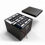 LiFePO4プリズム電池48V 100AHはゴルフカートのボートの家の太陽エネルギーの貯蔵のために